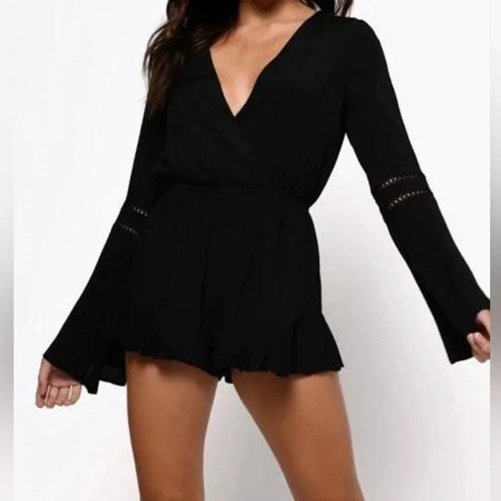 Hollister Bell Sleeve Wrap Front Romper, Stretchy Waist, Size Small, EUC!